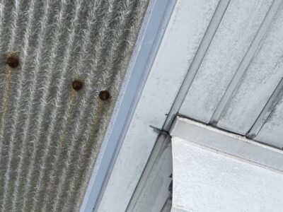 板金外壁塞ぎ(施工前)