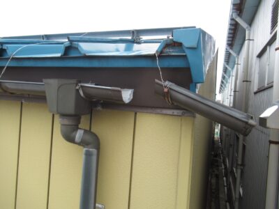 雨樋交換（施工前）