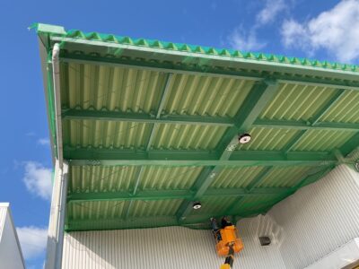 防鳥ネット取付（施工中）